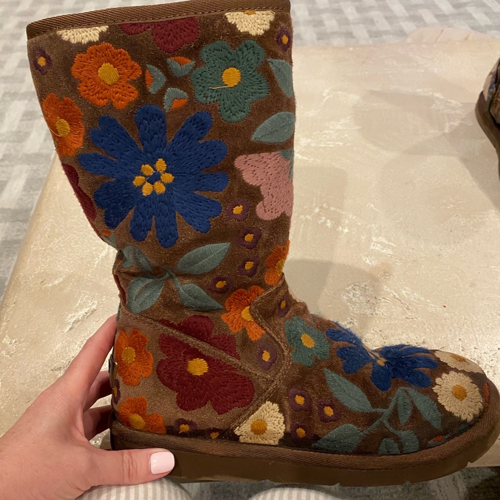 Limited edition Ugg Wahine boots